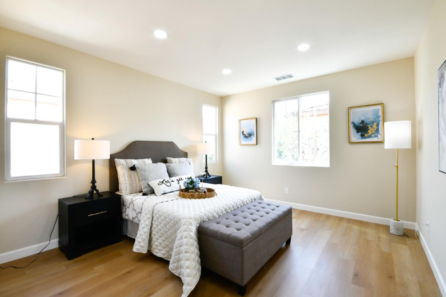 Detail Gallery Image 19 of 26 For 682 N 9th St, San Jose,  CA 95112 - 4 Beds | 2/1 Baths