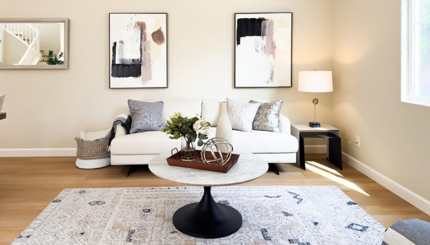 Detail Gallery Image 4 of 26 For 682 N 9th St, San Jose,  CA 95112 - 4 Beds | 2/1 Baths