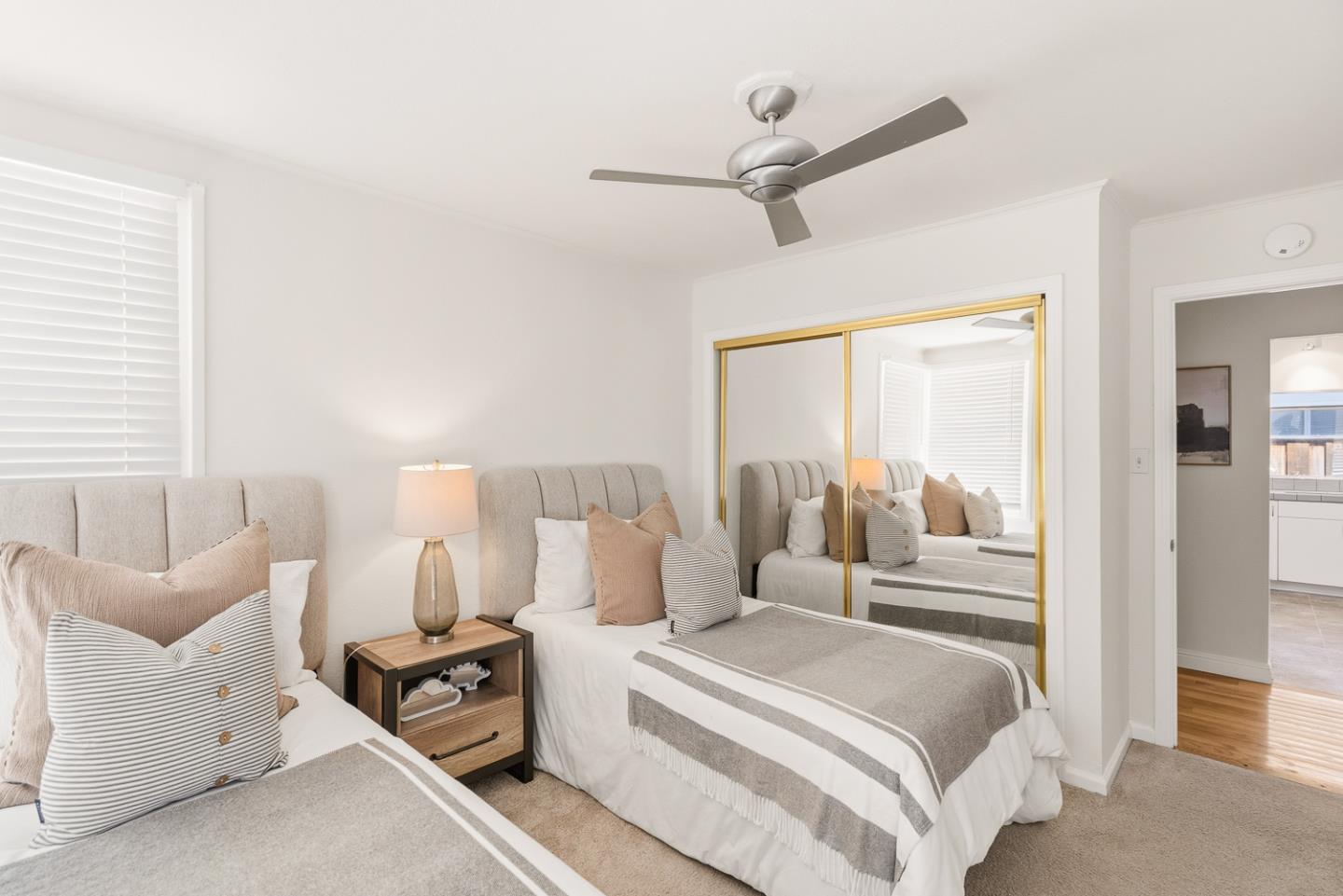 Detail Gallery Image 19 of 39 For 1091 15th Ave, Redwood City,  CA 94063 - 3 Beds | 1/1 Baths