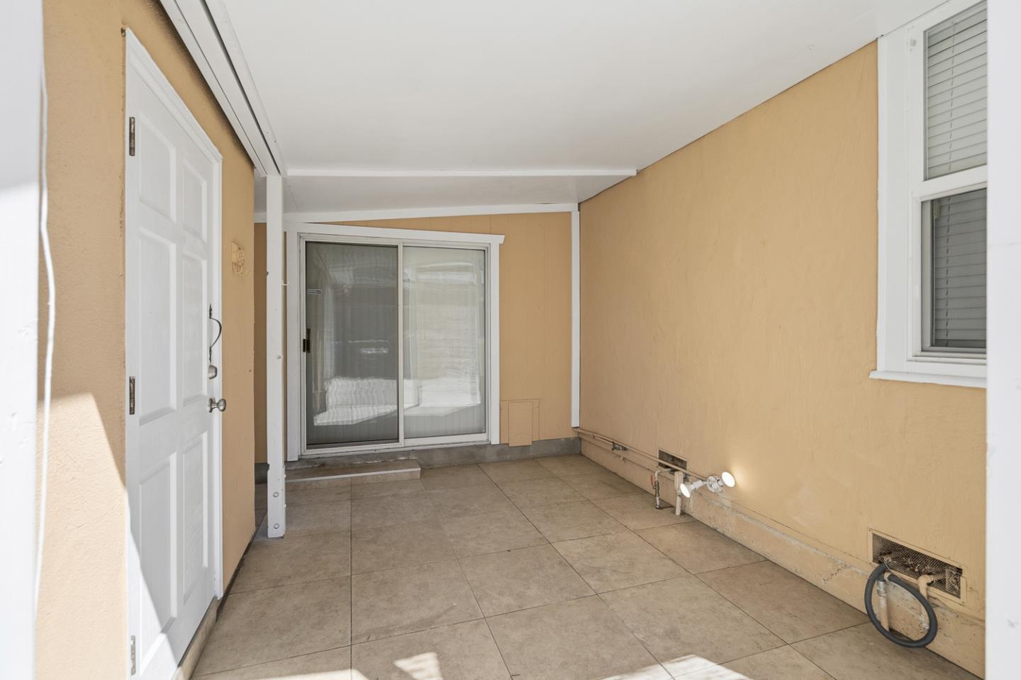 Detail Gallery Image 24 of 39 For 1091 15th Ave, Redwood City,  CA 94063 - 3 Beds | 1/1 Baths