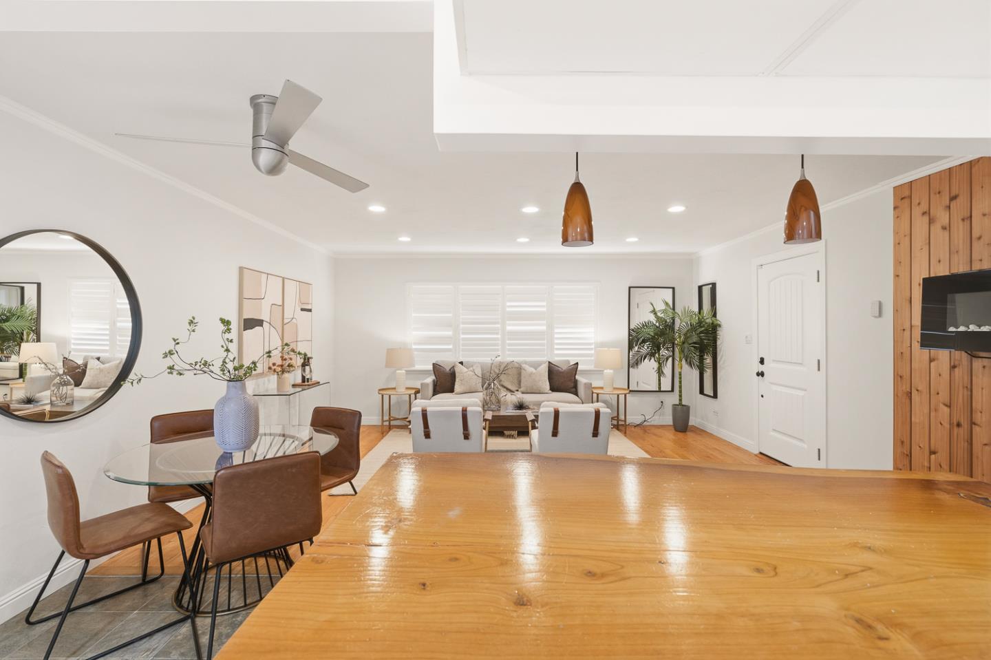 Detail Gallery Image 9 of 39 For 1091 15th Ave, Redwood City,  CA 94063 - 3 Beds | 1/1 Baths