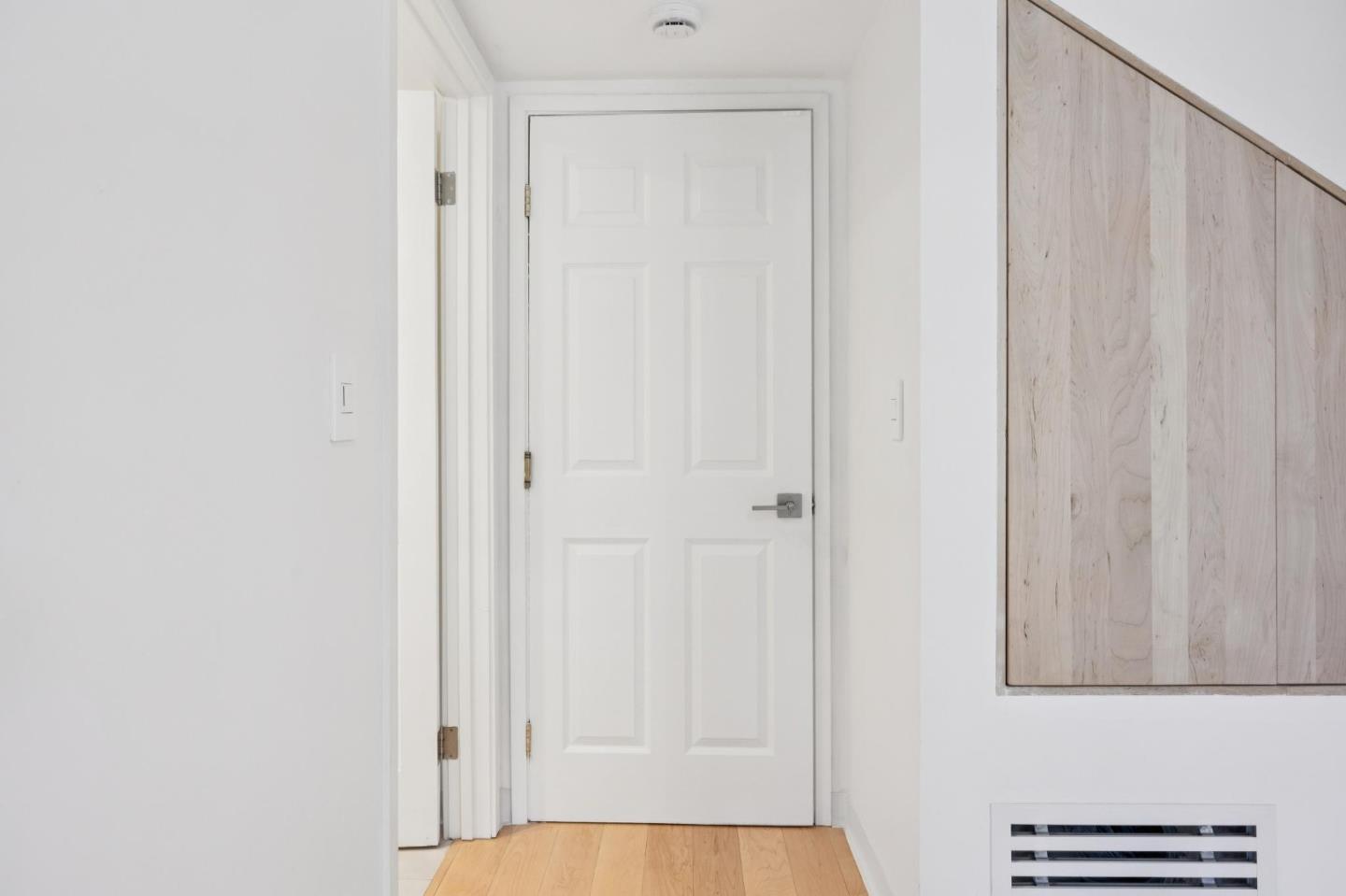 Detail Gallery Image 32 of 37 For 5059 Glouchester Ct, San Jose,  CA 95136 - 4 Beds | 2/1 Baths