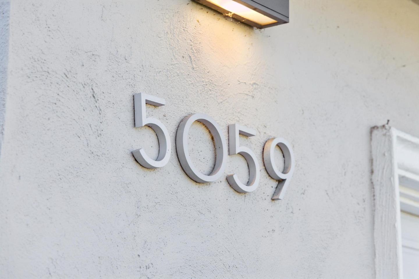 Detail Gallery Image 4 of 37 For 5059 Glouchester Ct, San Jose,  CA 95136 - 4 Beds | 2/1 Baths