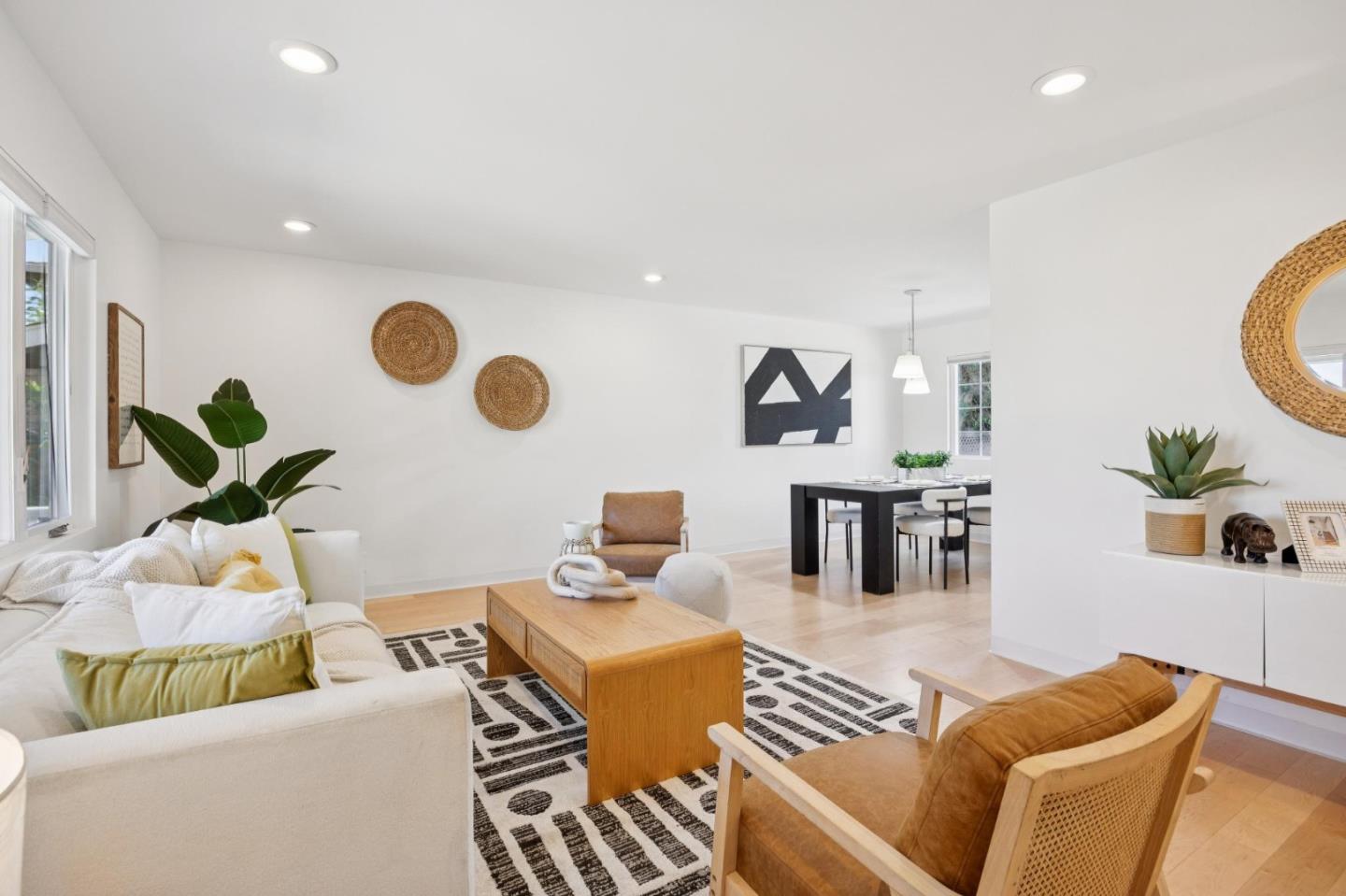 Detail Gallery Image 6 of 37 For 5059 Glouchester Ct, San Jose,  CA 95136 - 4 Beds | 2/1 Baths