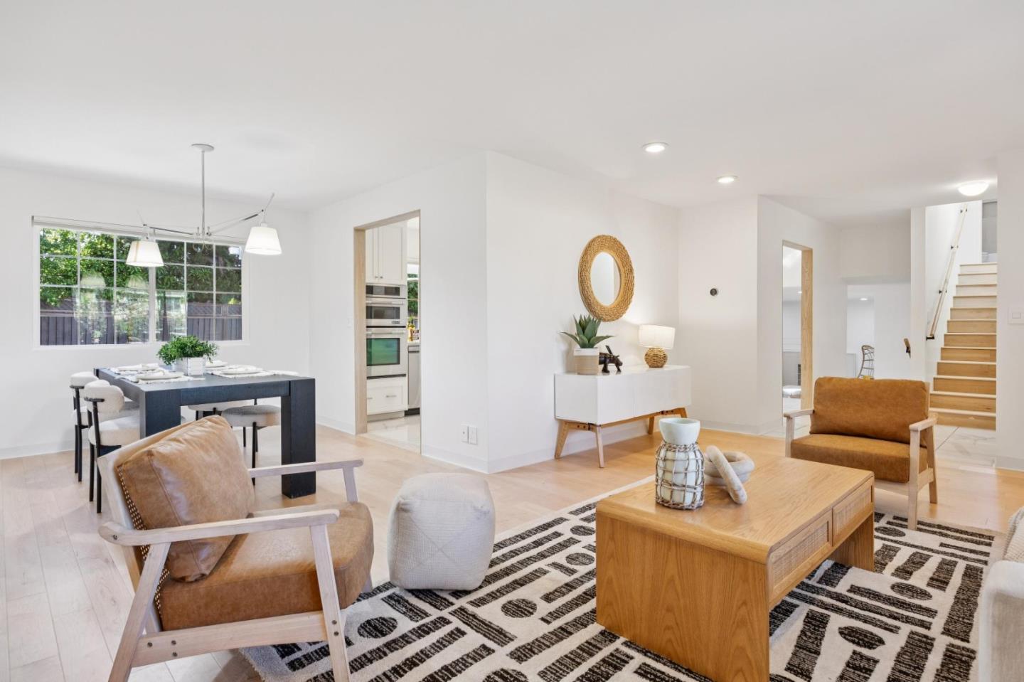 Detail Gallery Image 8 of 37 For 5059 Glouchester Ct, San Jose,  CA 95136 - 4 Beds | 2/1 Baths