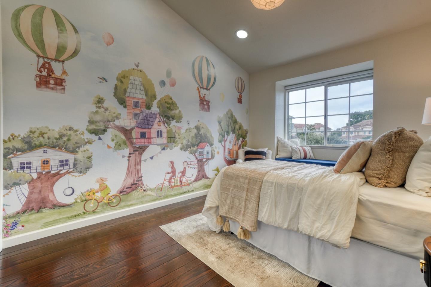 Detail Gallery Image 20 of 29 For 15 Amy Dr, San Mateo,  CA 94403 - 4 Beds | 3 Baths