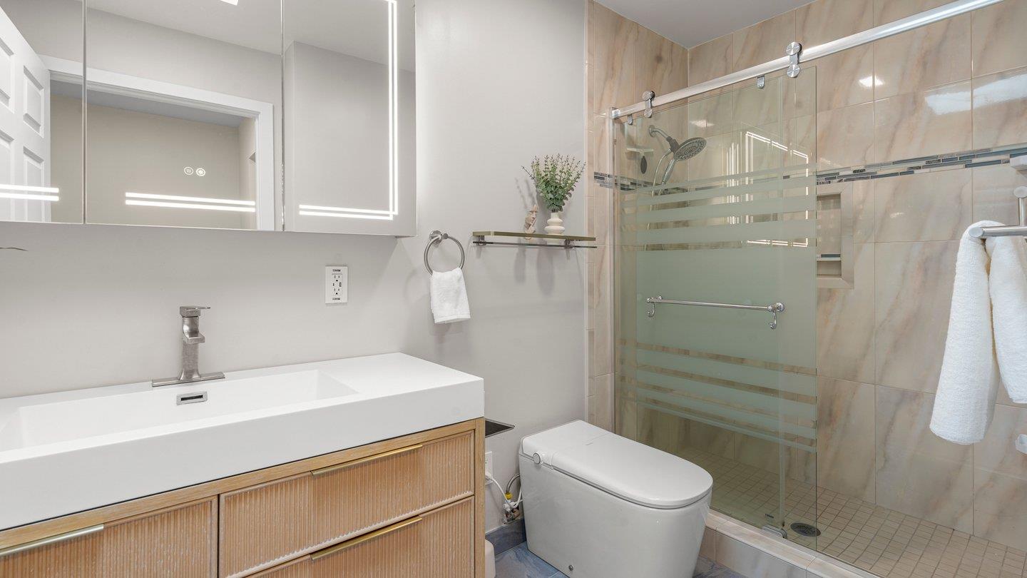 Detail Gallery Image 24 of 44 For 3523 Mccoppin Park Ct, San Jose,  CA 95124 - 3 Beds | 3 Baths