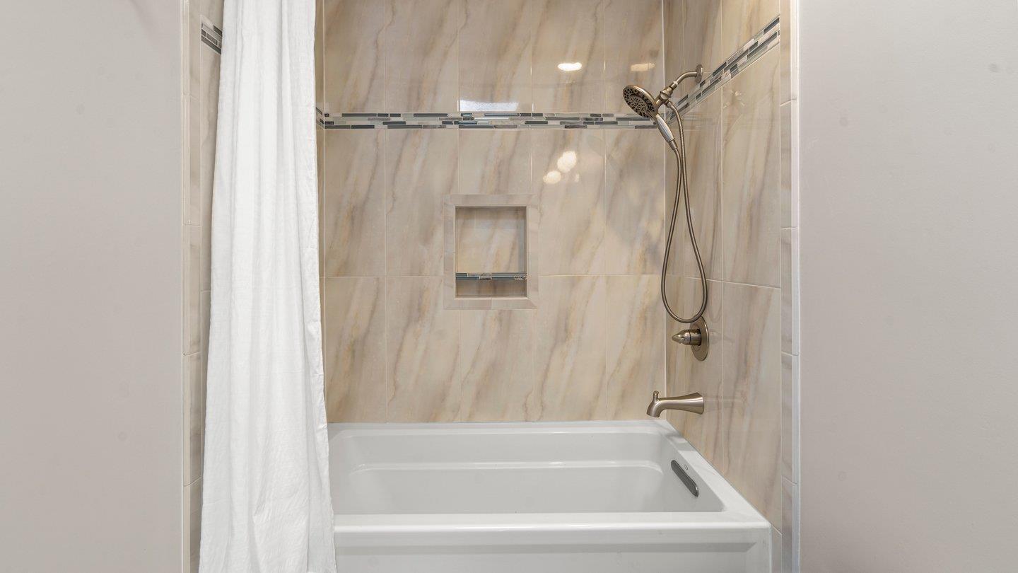 Detail Gallery Image 28 of 44 For 3523 Mccoppin Park Ct, San Jose,  CA 95124 - 3 Beds | 3 Baths