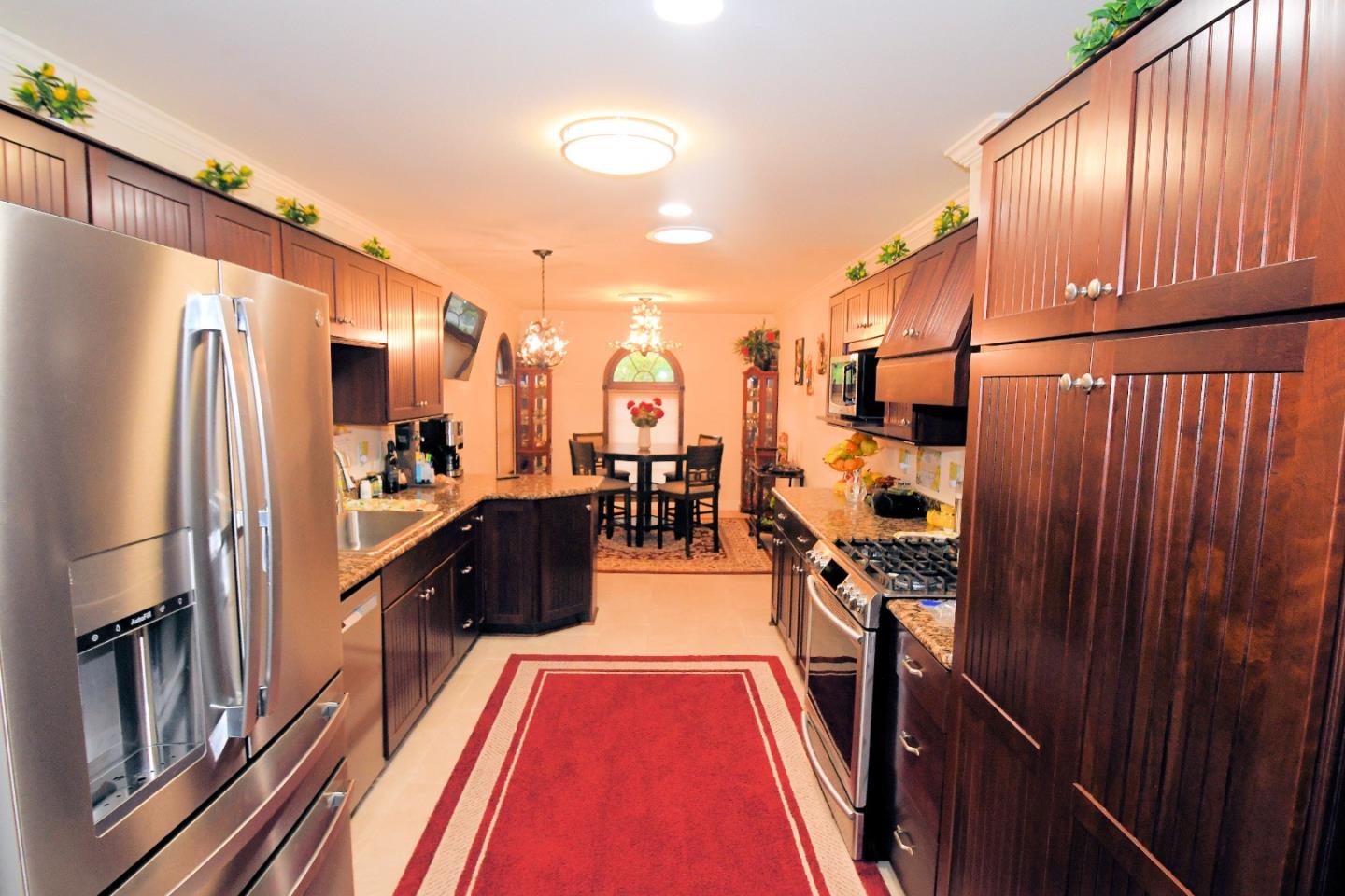 Detail Gallery Image 11 of 35 For 321 via Loma, Morgan Hill,  CA 95037 - 4 Beds | 2 Baths