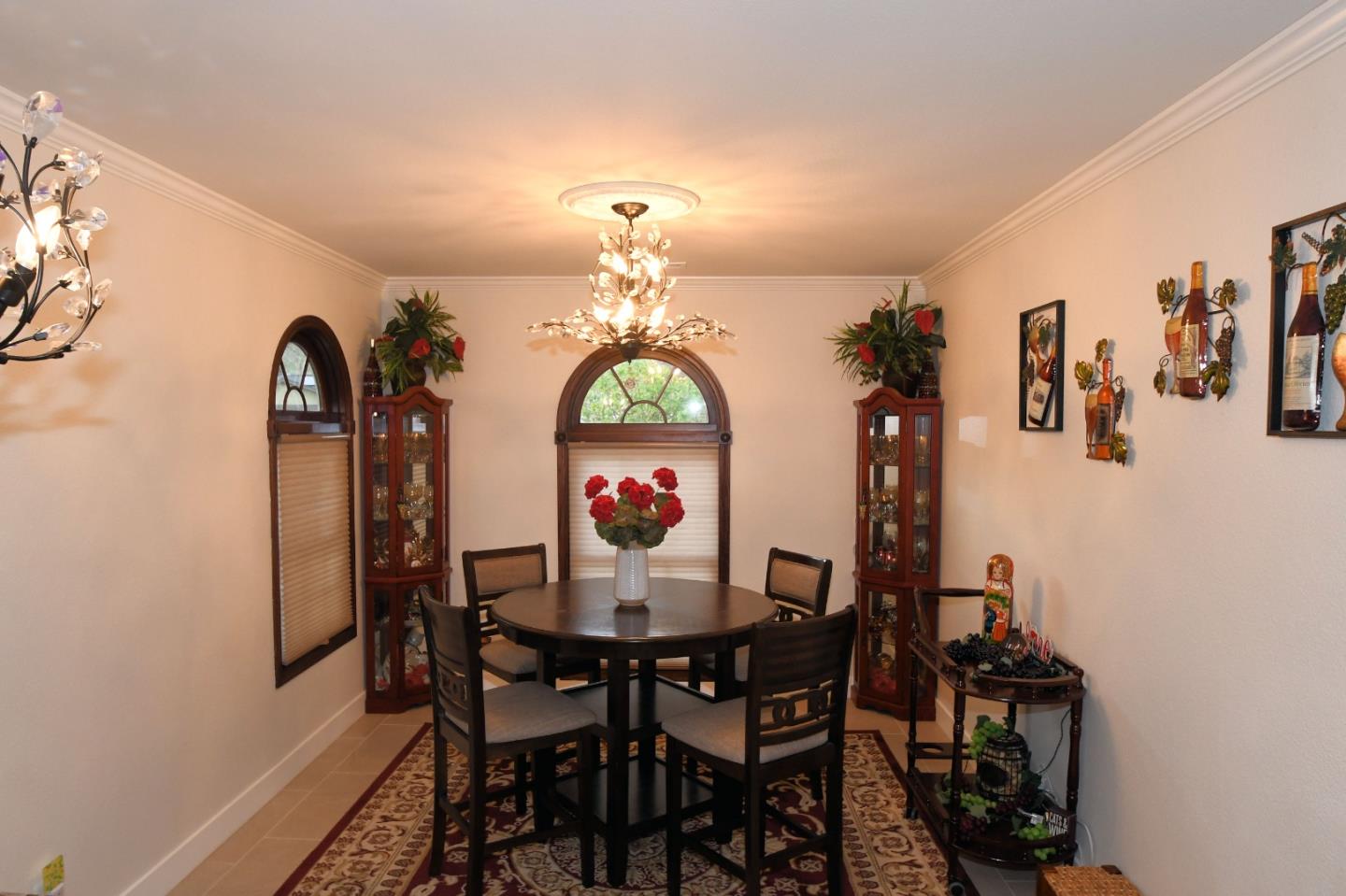 Detail Gallery Image 13 of 35 For 321 via Loma, Morgan Hill,  CA 95037 - 4 Beds | 2 Baths