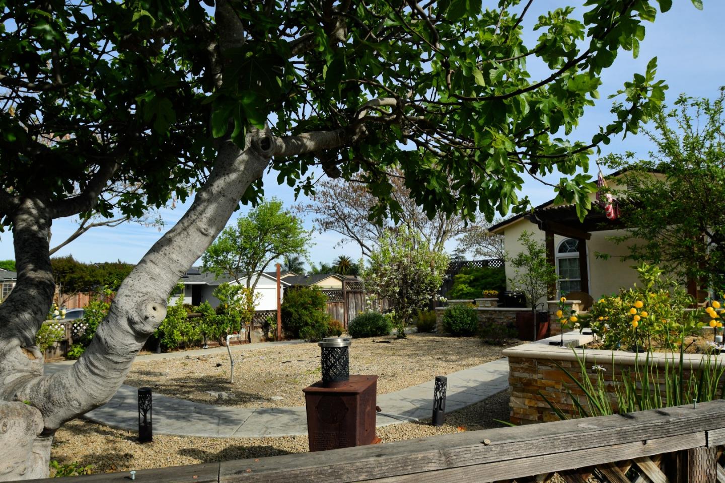 Detail Gallery Image 5 of 35 For 321 via Loma, Morgan Hill,  CA 95037 - 4 Beds | 2 Baths