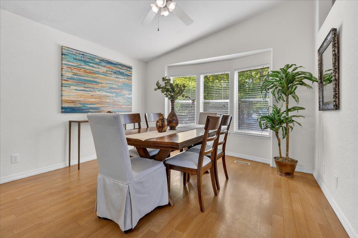 Detail Gallery Image 13 of 47 For 444 Whispering Pines Dr #122,  Scotts Valley,  CA 95066 - 3 Beds | 2 Baths