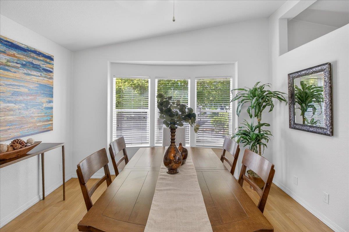 Detail Gallery Image 16 of 47 For 444 Whispering Pines Dr #122,  Scotts Valley,  CA 95066 - 3 Beds | 2 Baths