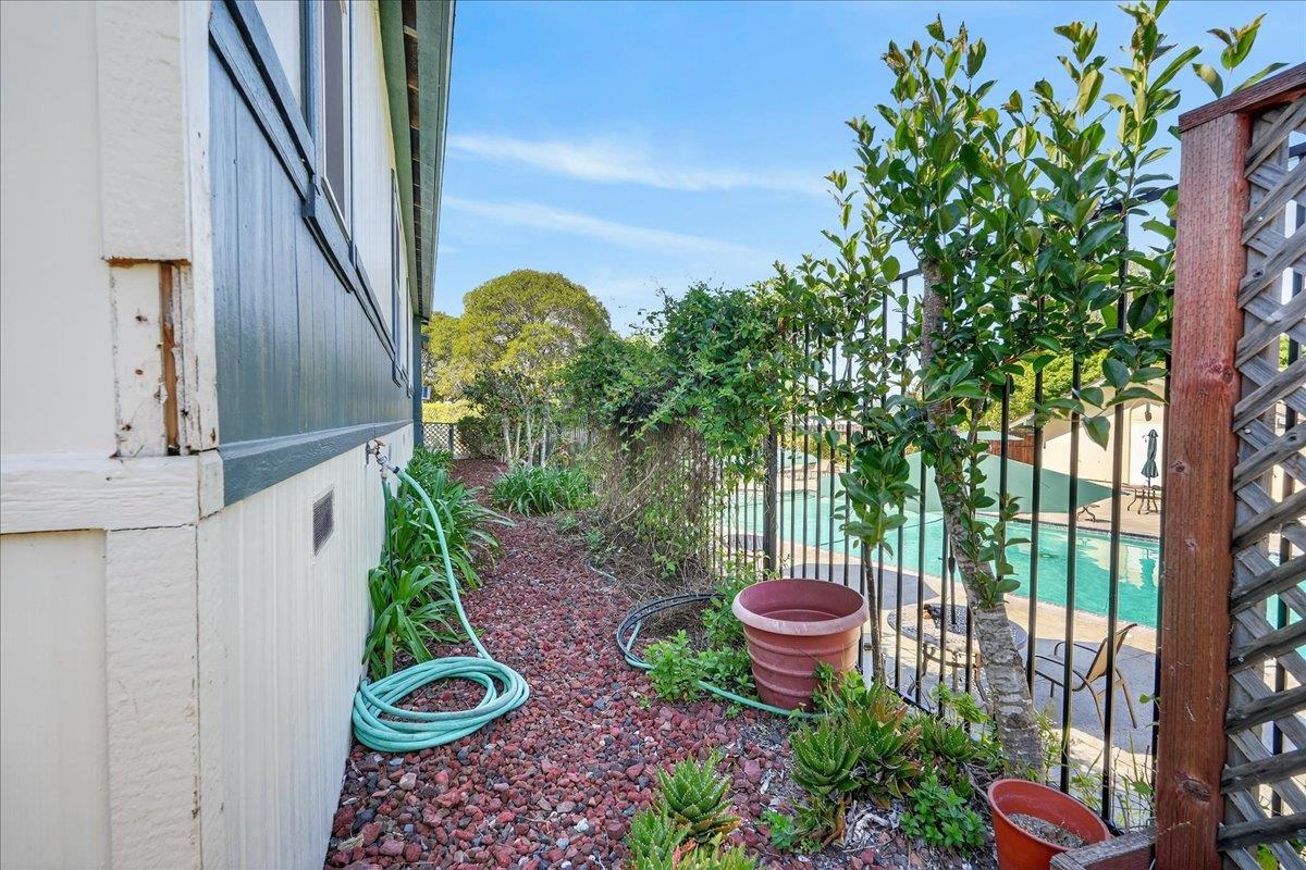 Detail Gallery Image 39 of 47 For 444 Whispering Pines Dr #122,  Scotts Valley,  CA 95066 - 3 Beds | 2 Baths