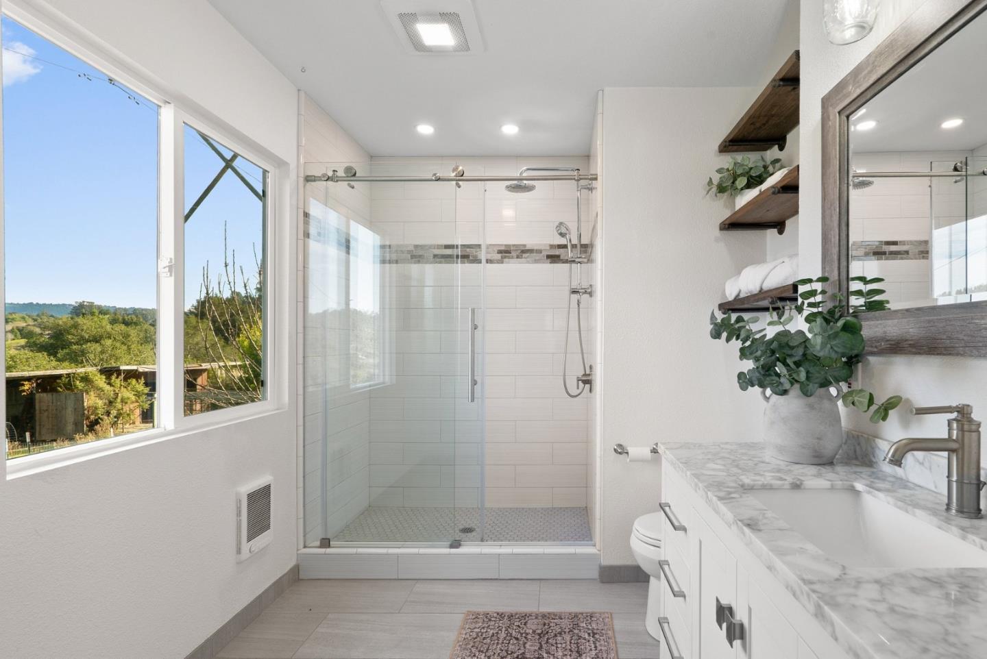 Detail Gallery Image 26 of 41 For Pleasant Valley Rd, Aptos,  CA 95003 - 4 Beds | 3 Baths