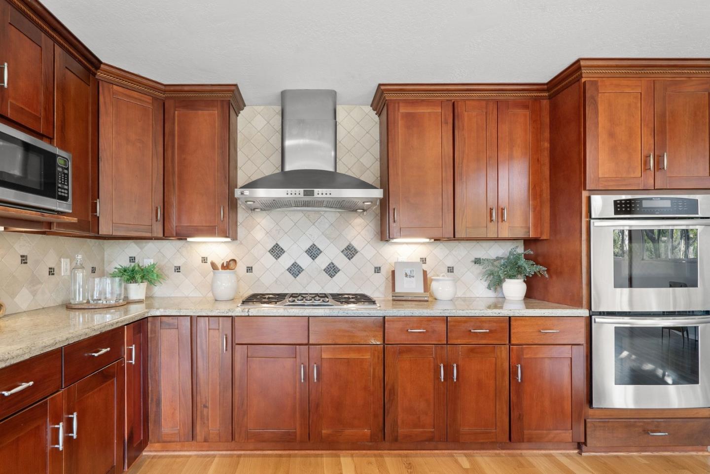 Detail Gallery Image 9 of 41 For Pleasant Valley Rd, Aptos,  CA 95003 - 4 Beds | 3 Baths