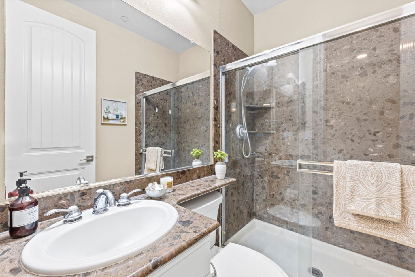 Detail Gallery Image 13 of 76 For 2852 Taymouth Way, Gilroy,  CA 95020 - 4 Beds | 3 Baths