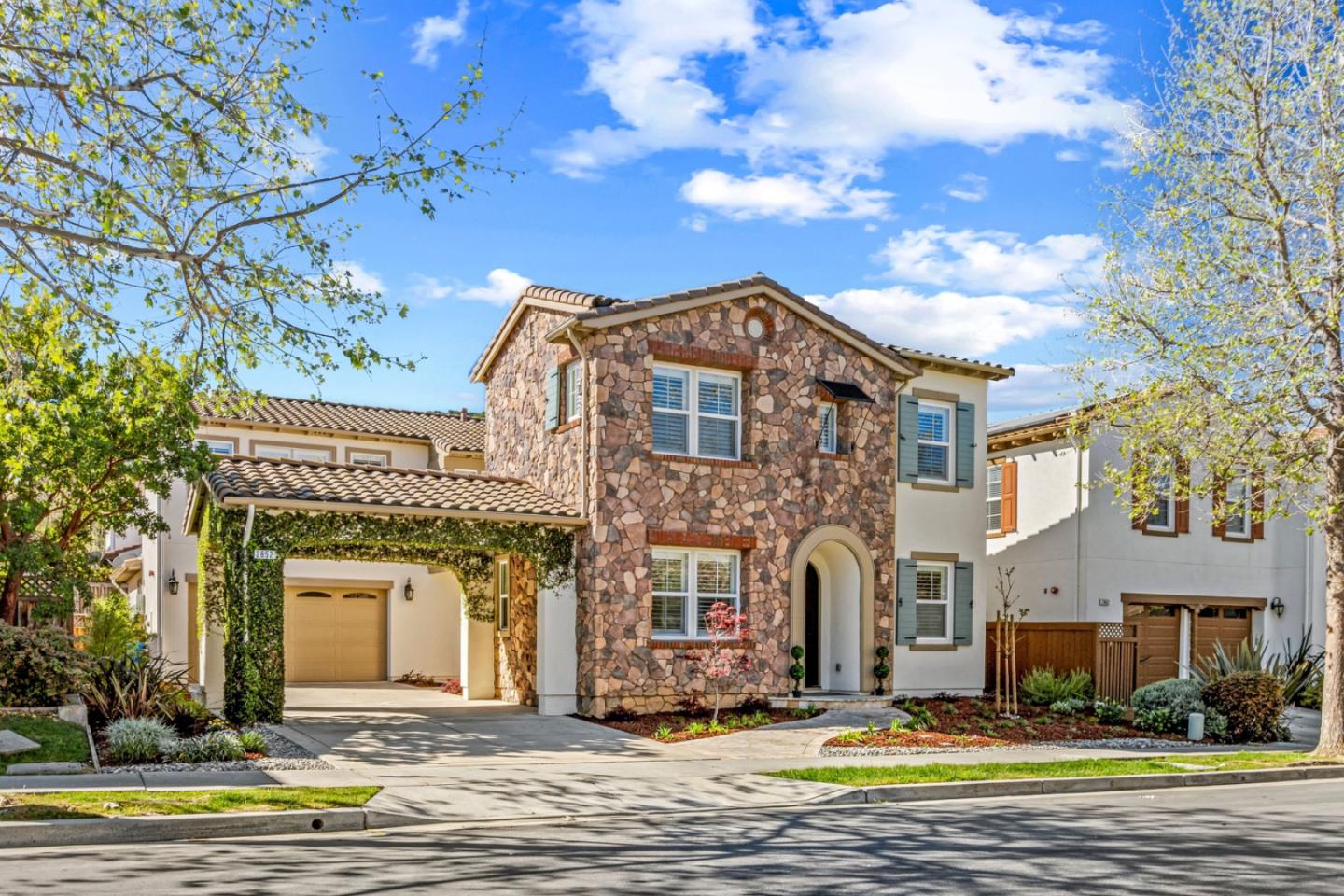 Detail Gallery Image 2 of 76 For 2852 Taymouth Way, Gilroy,  CA 95020 - 4 Beds | 3 Baths