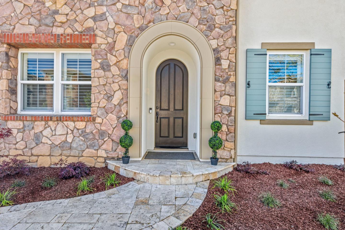 Detail Gallery Image 5 of 76 For 2852 Taymouth Way, Gilroy,  CA 95020 - 4 Beds | 3 Baths