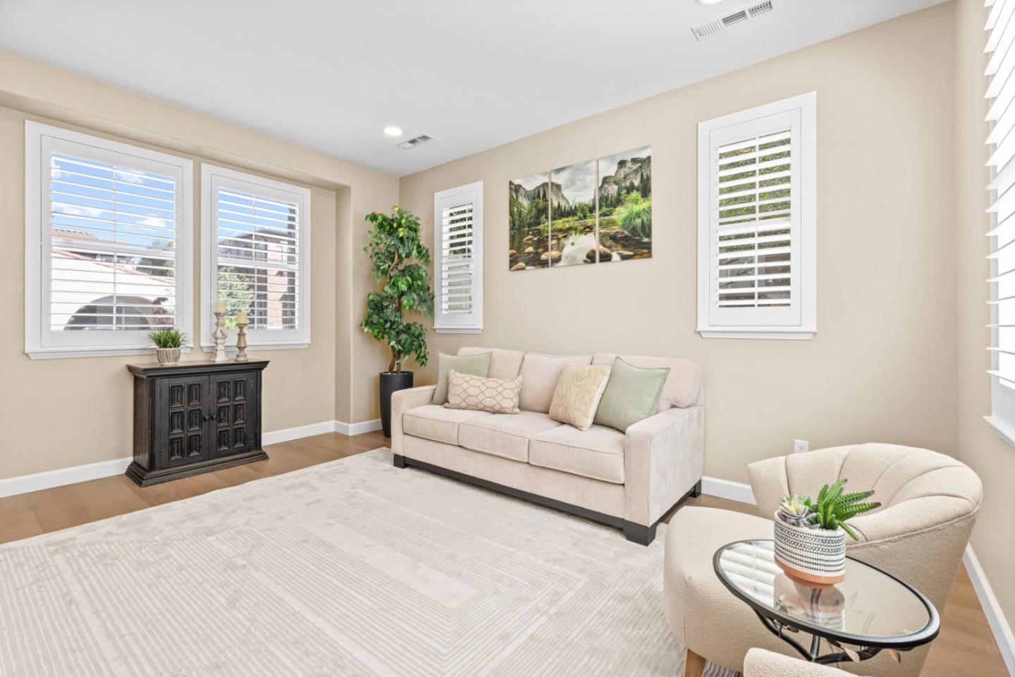 Detail Gallery Image 8 of 76 For 2852 Taymouth Way, Gilroy,  CA 95020 - 4 Beds | 3 Baths