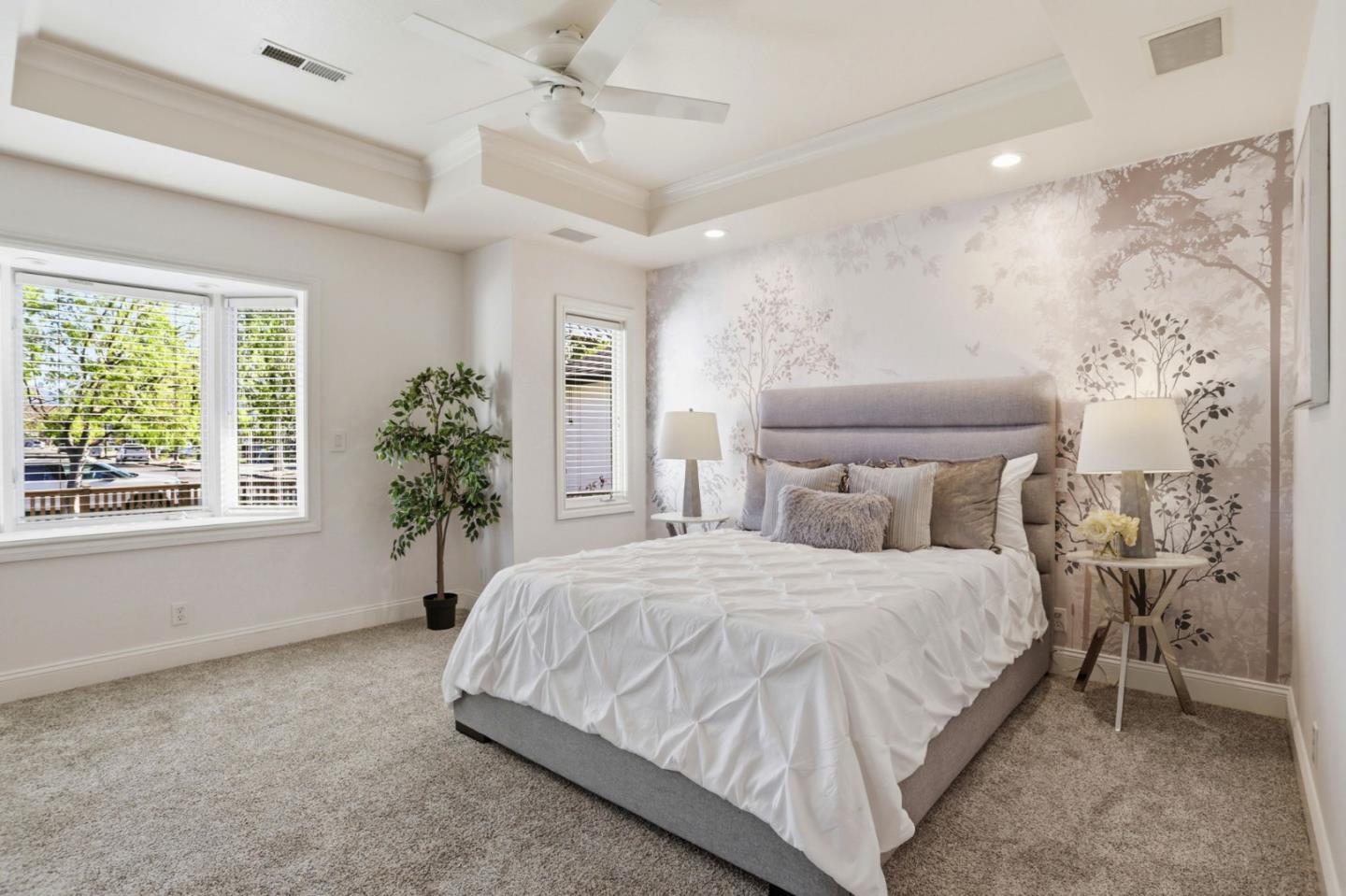 Detail Gallery Image 5 of 13 For 1567 Jacob Ave, San Jose,  CA 95118 - 3 Beds | 2/1 Baths