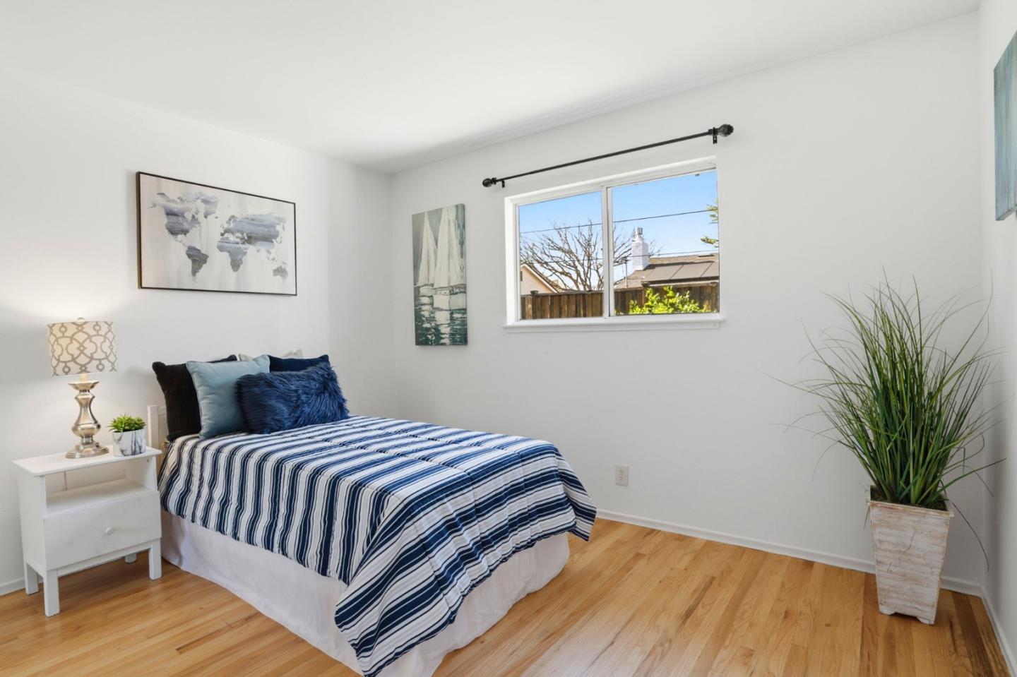 Detail Gallery Image 7 of 13 For 1567 Jacob Ave, San Jose,  CA 95118 - 3 Beds | 2/1 Baths