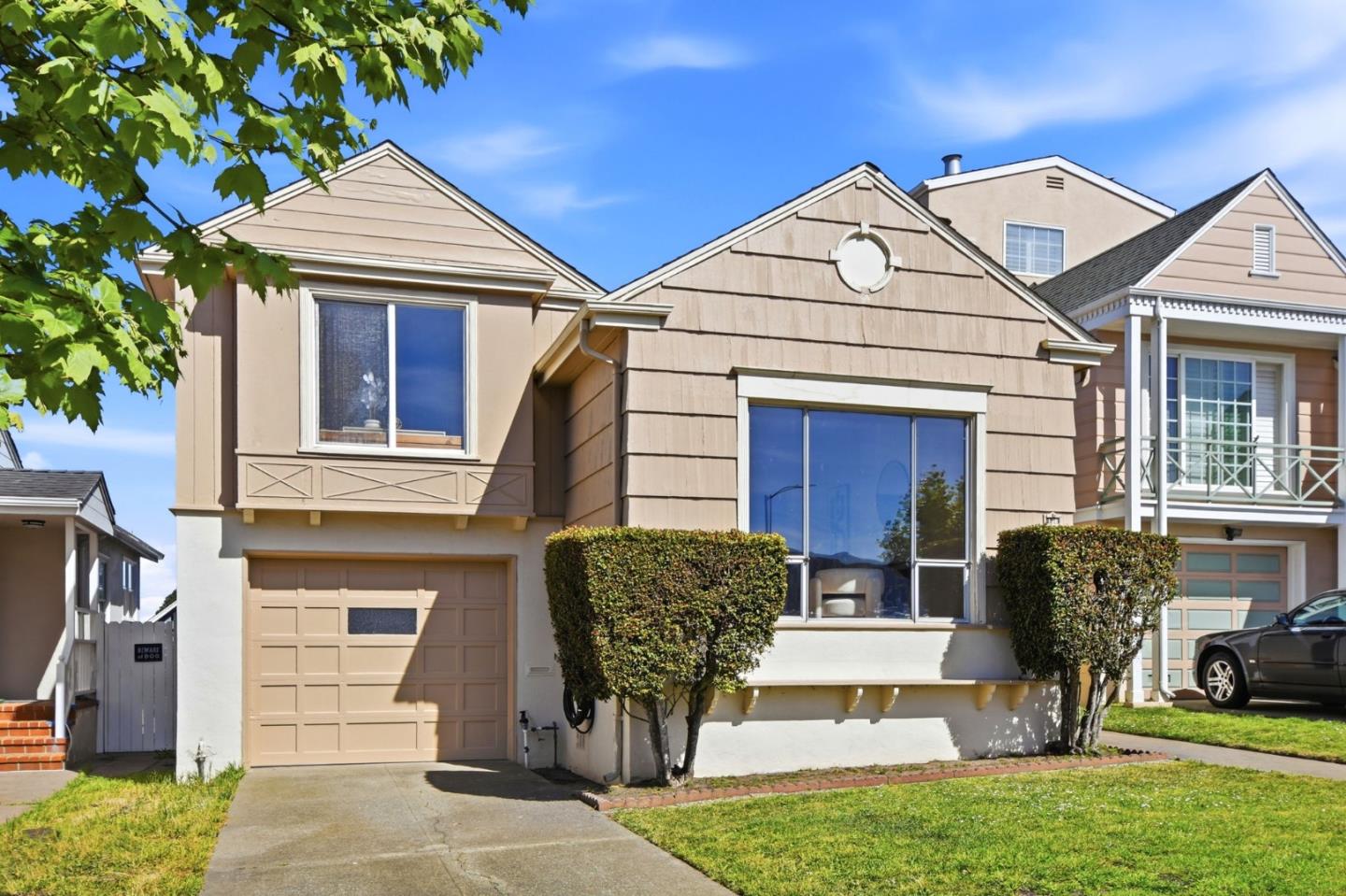 Detail Gallery Image 3 of 46 For 108 N Mayfair Ave, Daly City,  CA 94015 - 2 Beds | 1 Baths