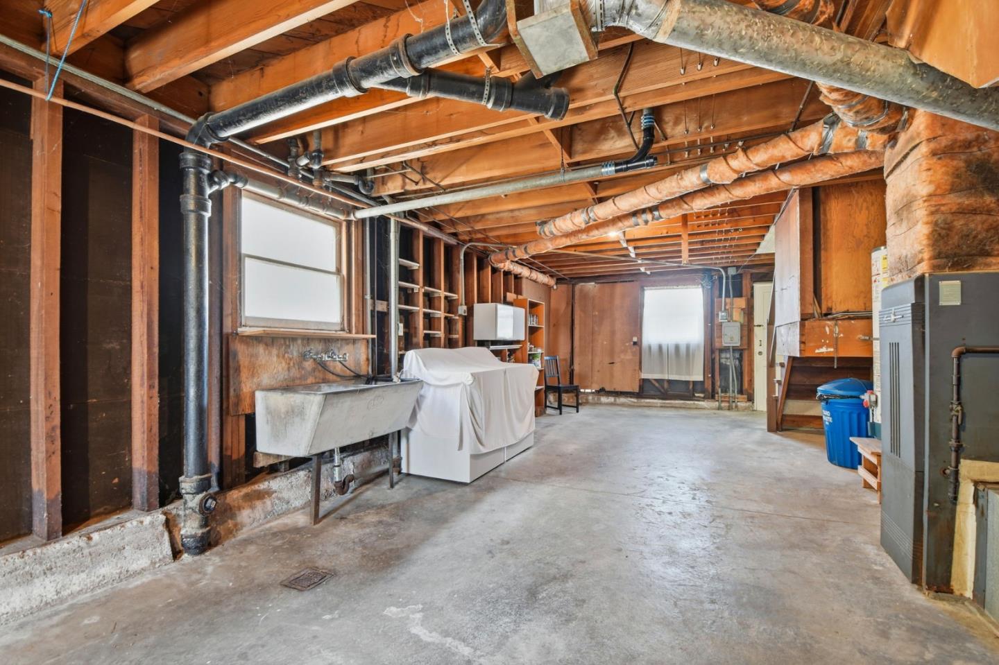 Detail Gallery Image 38 of 46 For 108 N Mayfair Ave, Daly City,  CA 94015 - 2 Beds | 1 Baths