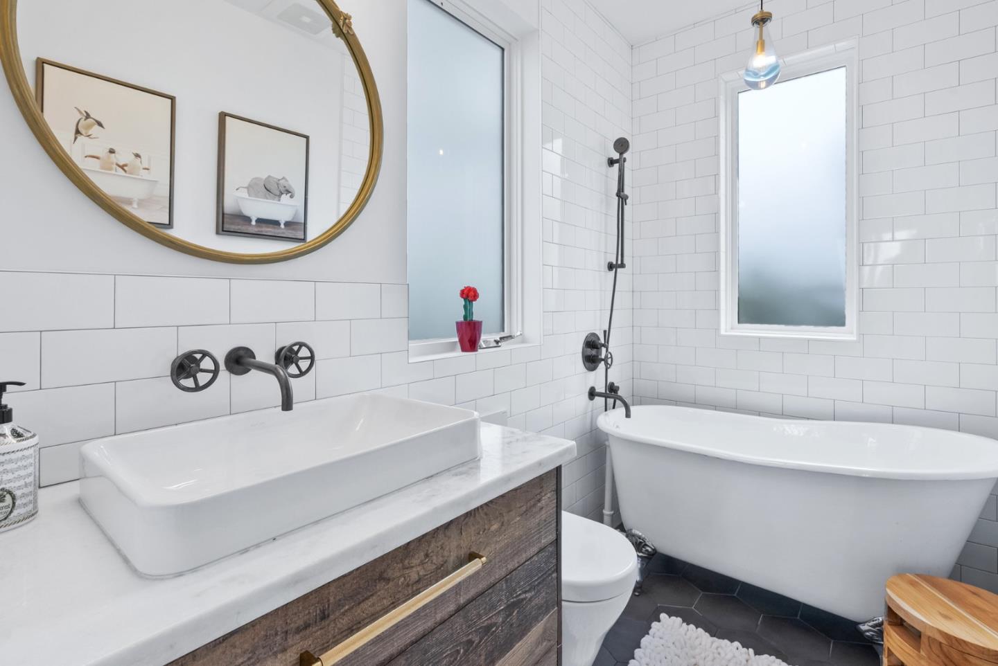 Detail Gallery Image 30 of 100 For 275 Davenport Landing Rd, Davenport,  CA 95017 - 5 Beds | 5/1 Baths