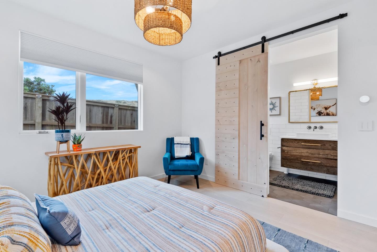 Detail Gallery Image 33 of 100 For 275 Davenport Landing Rd, Davenport,  CA 95017 - 5 Beds | 5/1 Baths