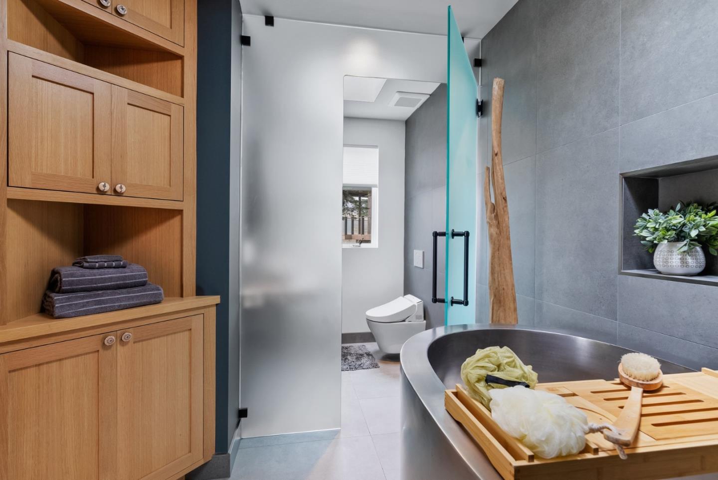 Detail Gallery Image 68 of 100 For 275 Davenport Landing Rd, Davenport,  CA 95017 - 5 Beds | 5/1 Baths