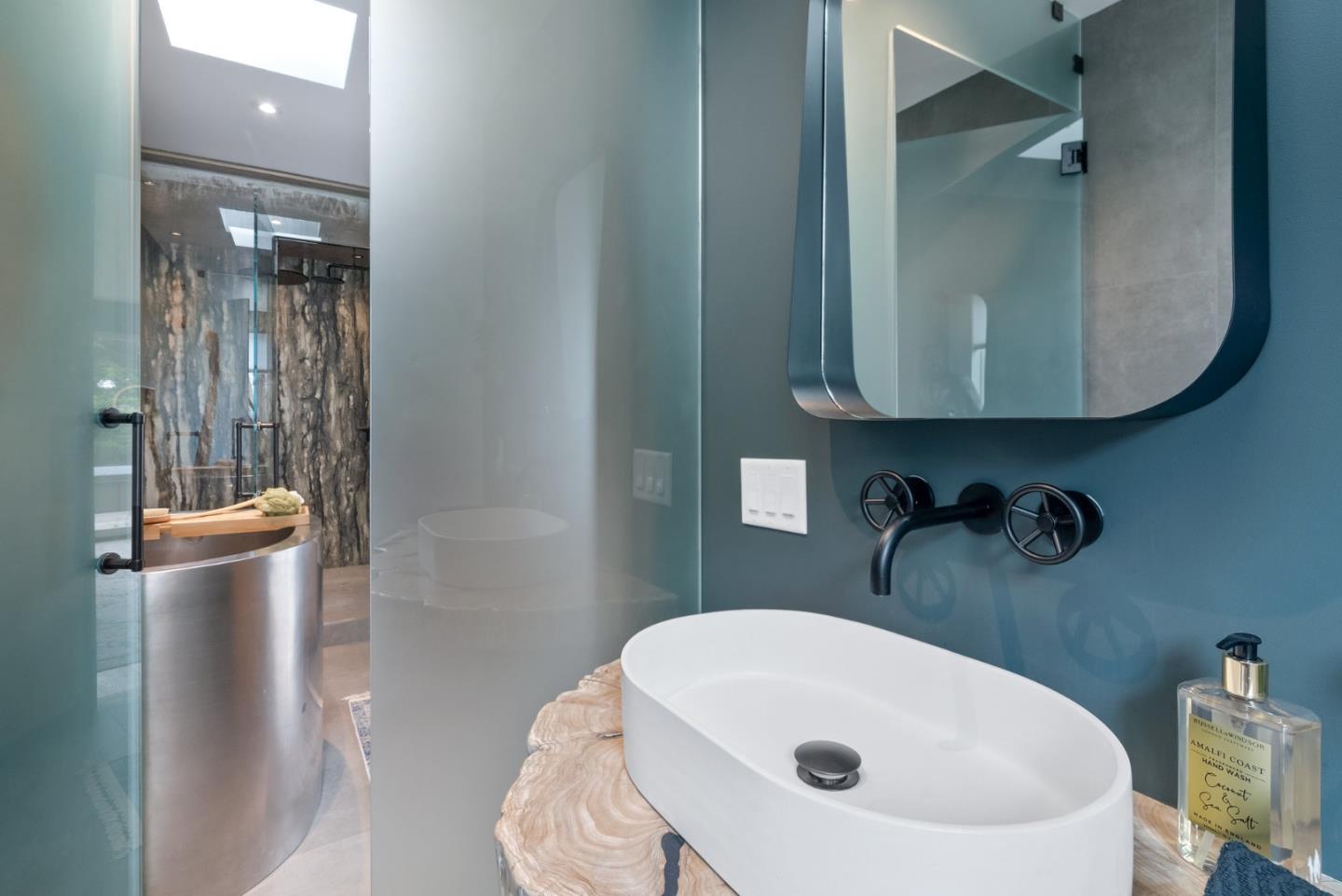 Detail Gallery Image 71 of 100 For 275 Davenport Landing Rd, Davenport,  CA 95017 - 5 Beds | 5/1 Baths