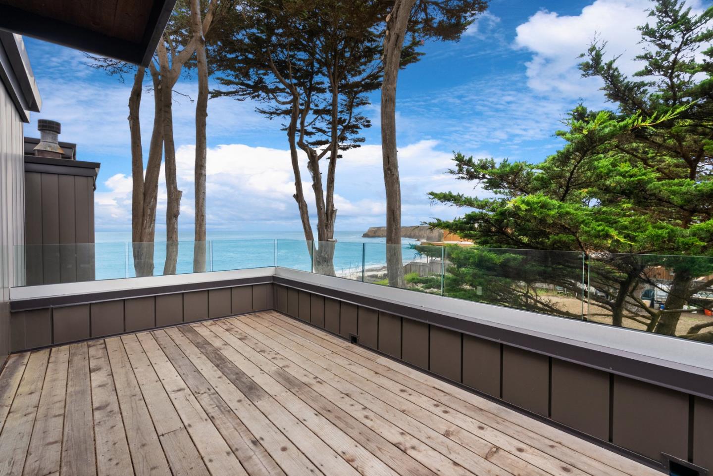 Detail Gallery Image 74 of 100 For 275 Davenport Landing Rd, Davenport,  CA 95017 - 5 Beds | 5/1 Baths