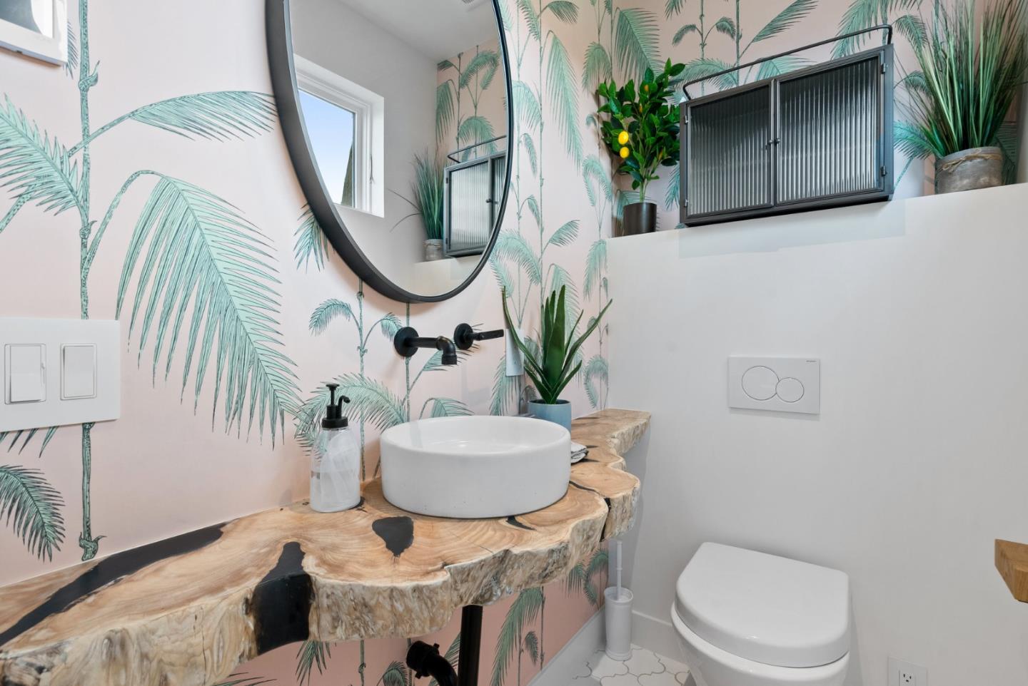 Detail Gallery Image 77 of 100 For 275 Davenport Landing Rd, Davenport,  CA 95017 - 5 Beds | 5/1 Baths