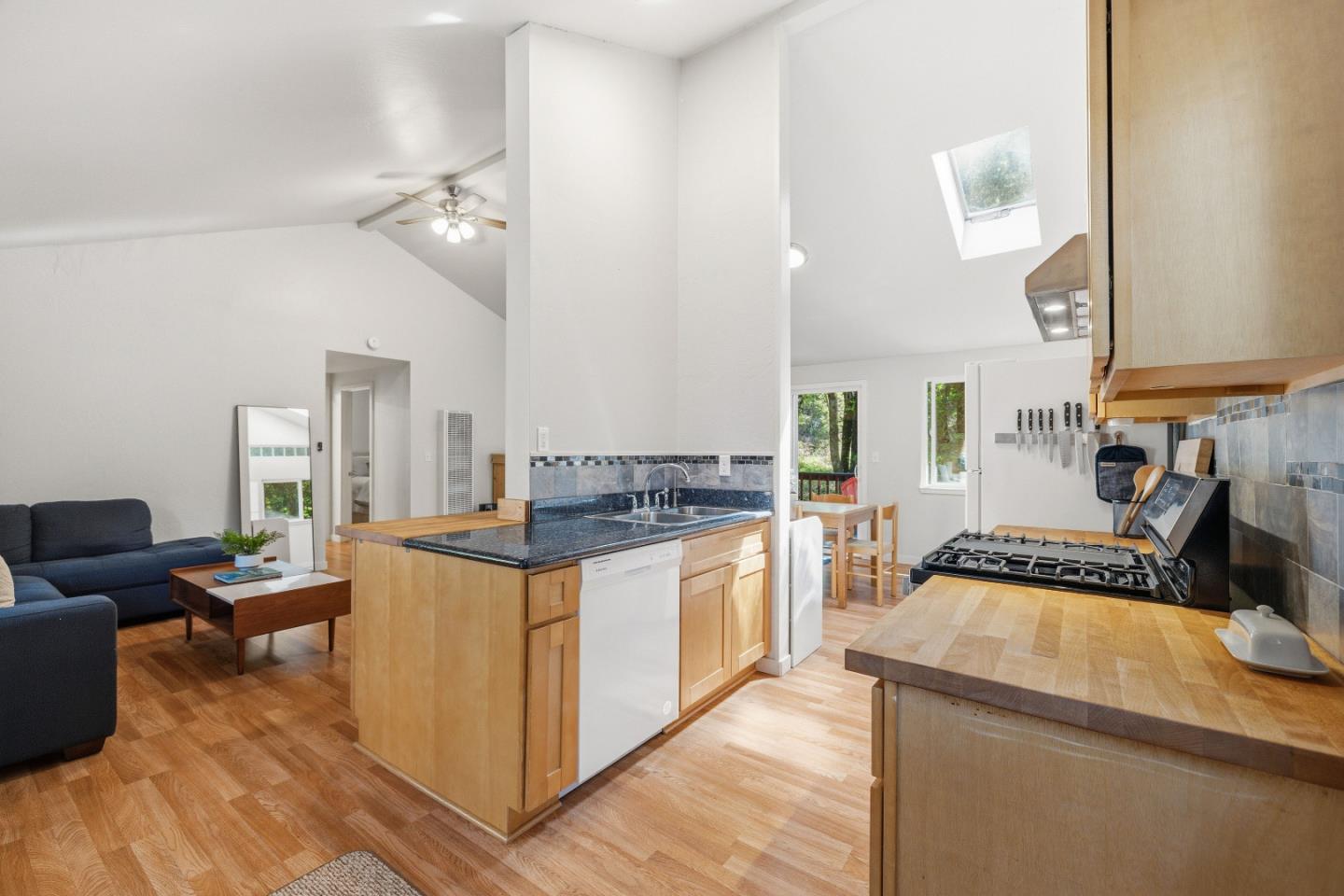 Detail Gallery Image 13 of 38 For 250 Keller Dr, Boulder Creek,  CA 95006 - 2 Beds | 1 Baths