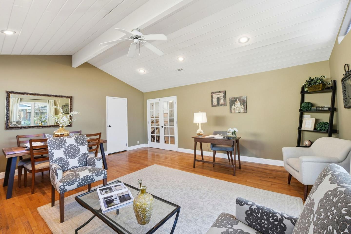 Detail Gallery Image 13 of 37 For 1363 Santa Fe Dr, San Jose,  CA 95118 - 3 Beds | 2 Baths