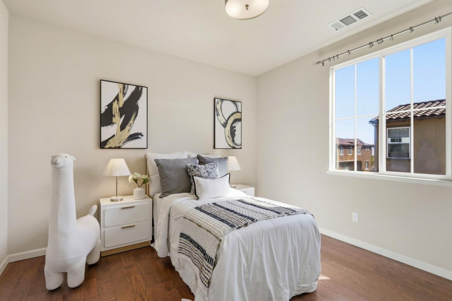 709 SATSUMA TER, SUNNYVALE, CA 94087  Photo 11