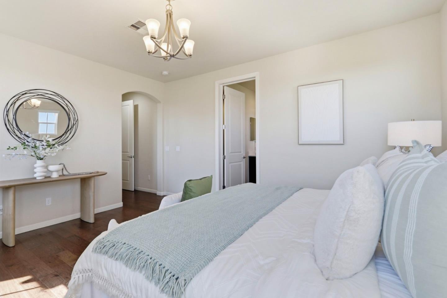 709 SATSUMA TER, SUNNYVALE, CA 94087  Photo 14