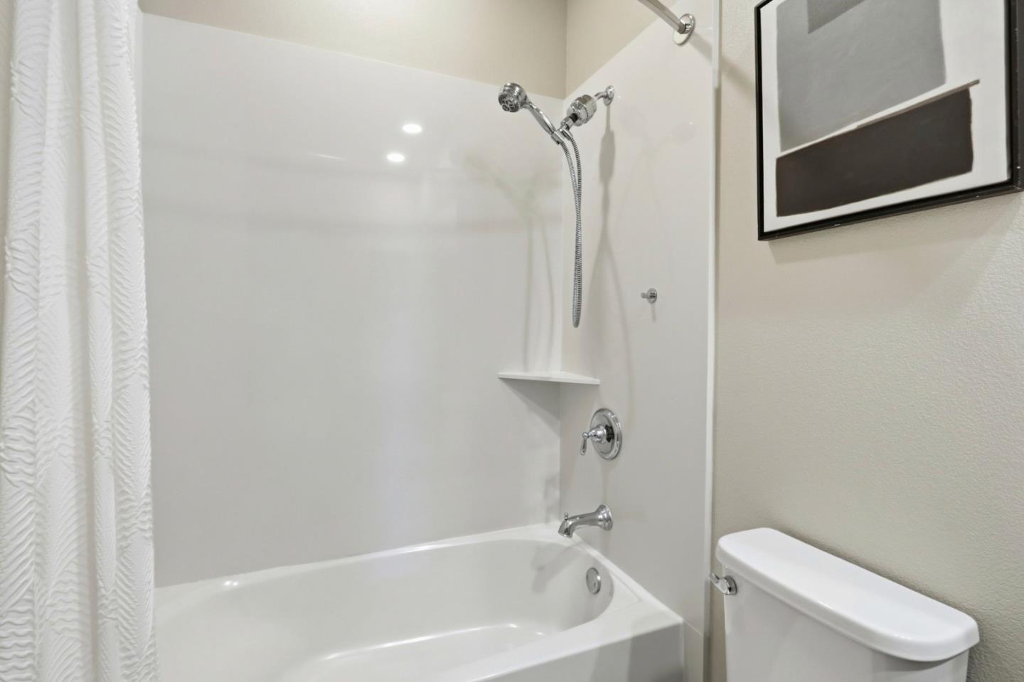 709 SATSUMA TER, SUNNYVALE, CA 94087  Photo 18