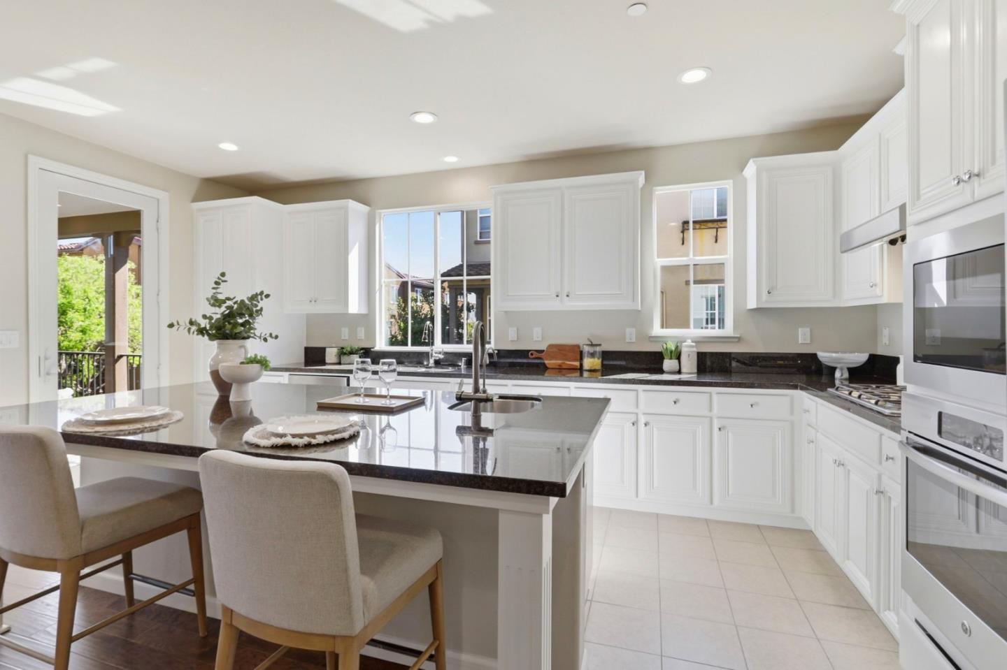 709 SATSUMA TER, SUNNYVALE, CA 94087  Photo 8