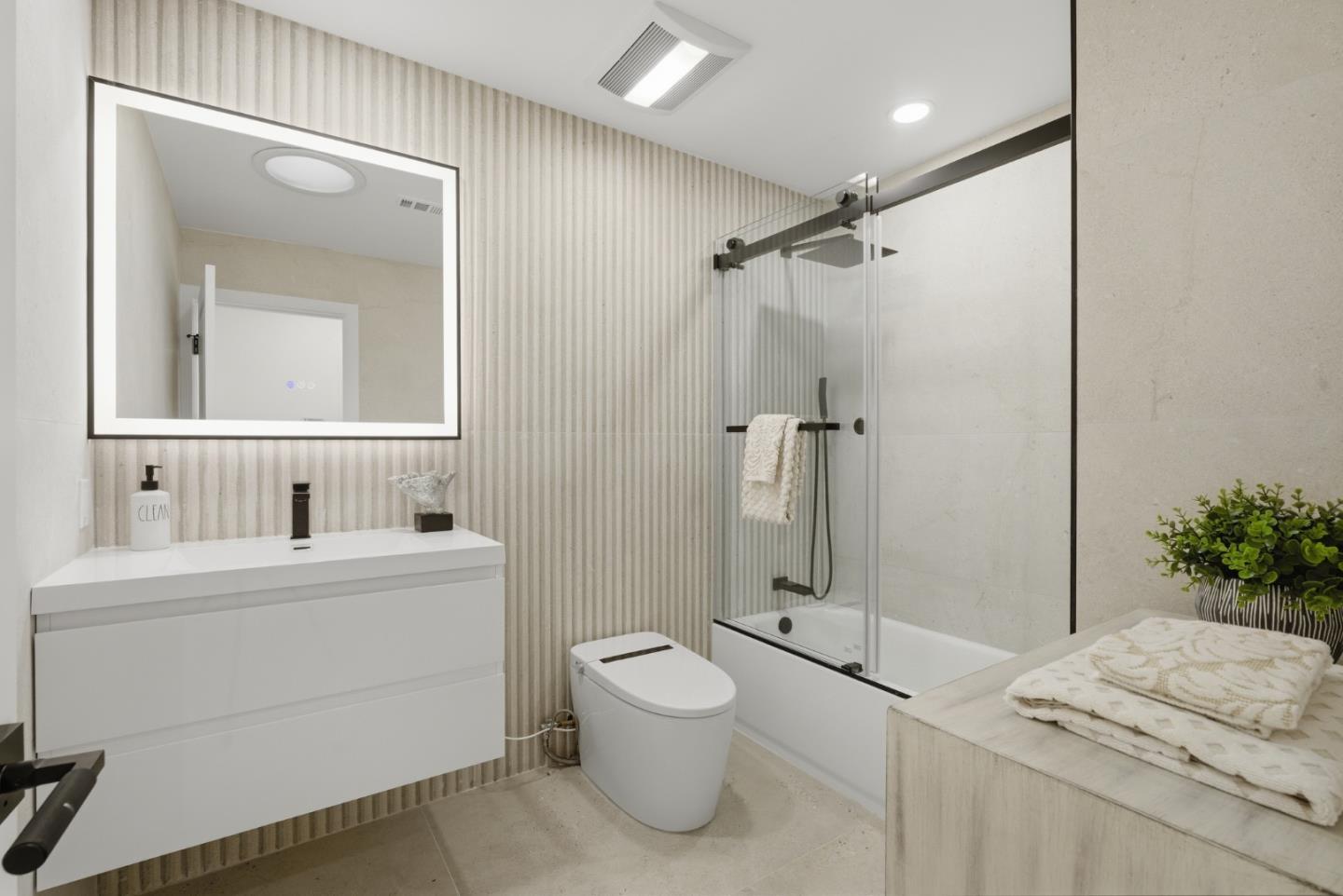 Detail Gallery Image 29 of 47 For 1497 Meadow Glen Way, San Jose,  CA 95121 - 3 Beds | 2 Baths