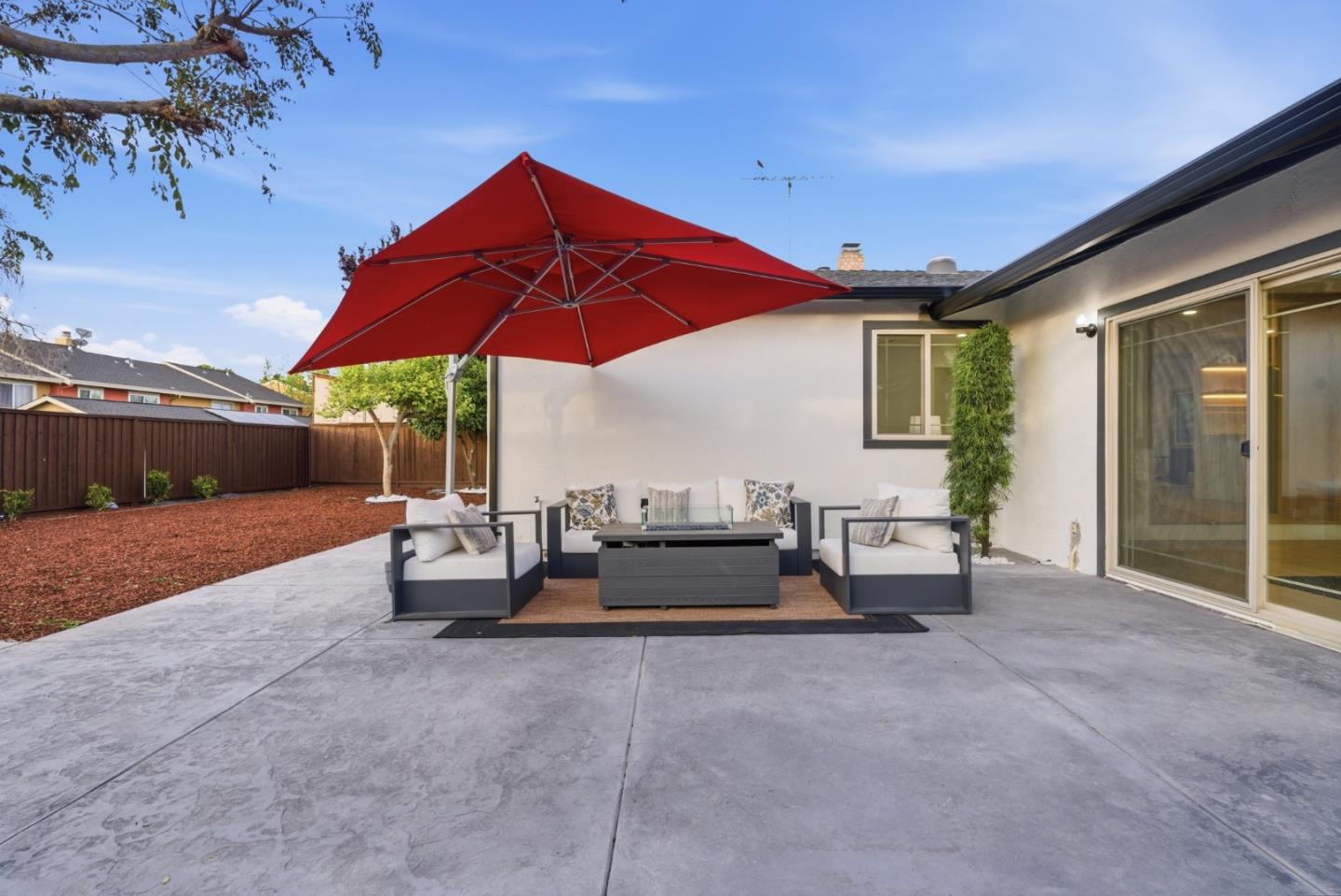 Detail Gallery Image 32 of 47 For 1497 Meadow Glen Way, San Jose,  CA 95121 - 3 Beds | 2 Baths