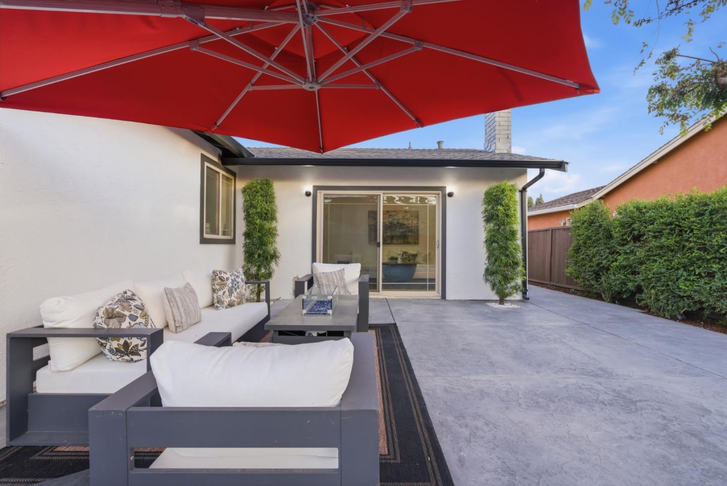 Detail Gallery Image 33 of 47 For 1497 Meadow Glen Way, San Jose,  CA 95121 - 3 Beds | 2 Baths