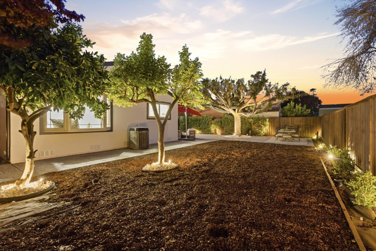 Detail Gallery Image 44 of 47 For 1497 Meadow Glen Way, San Jose,  CA 95121 - 3 Beds | 2 Baths