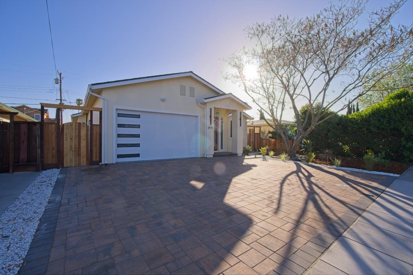 Detail Gallery Image 10 of 43 For 2475 Moraine Dr, Santa Clara,  CA 95051 - 4 Beds | 3 Baths