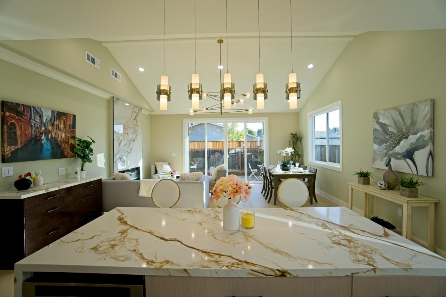 Detail Gallery Image 16 of 43 For 2475 Moraine Dr, Santa Clara,  CA 95051 - 4 Beds | 3 Baths