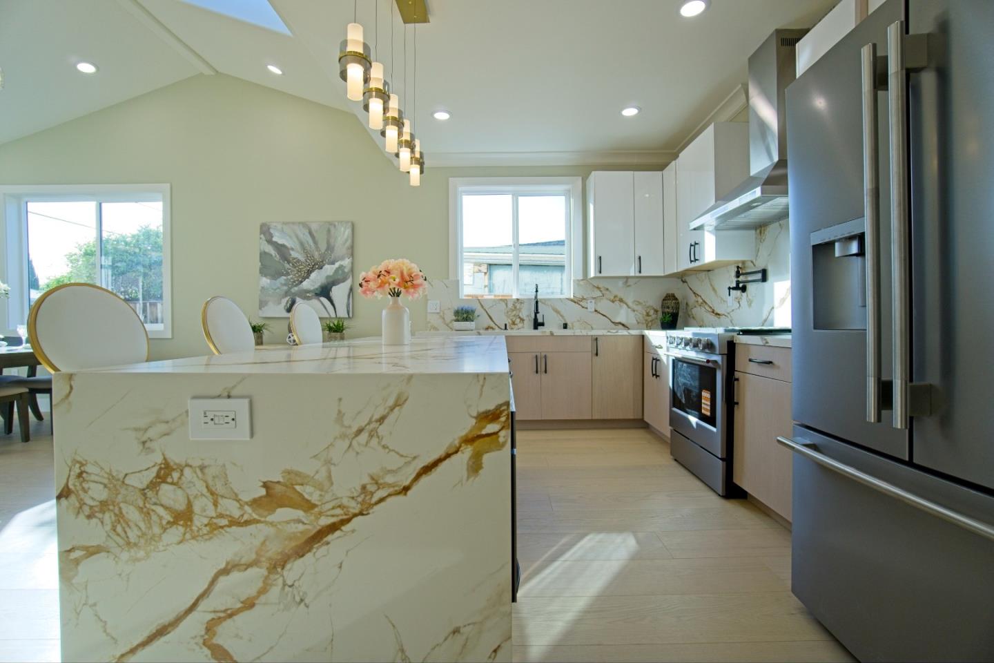 Detail Gallery Image 18 of 43 For 2475 Moraine Dr, Santa Clara,  CA 95051 - 4 Beds | 3 Baths