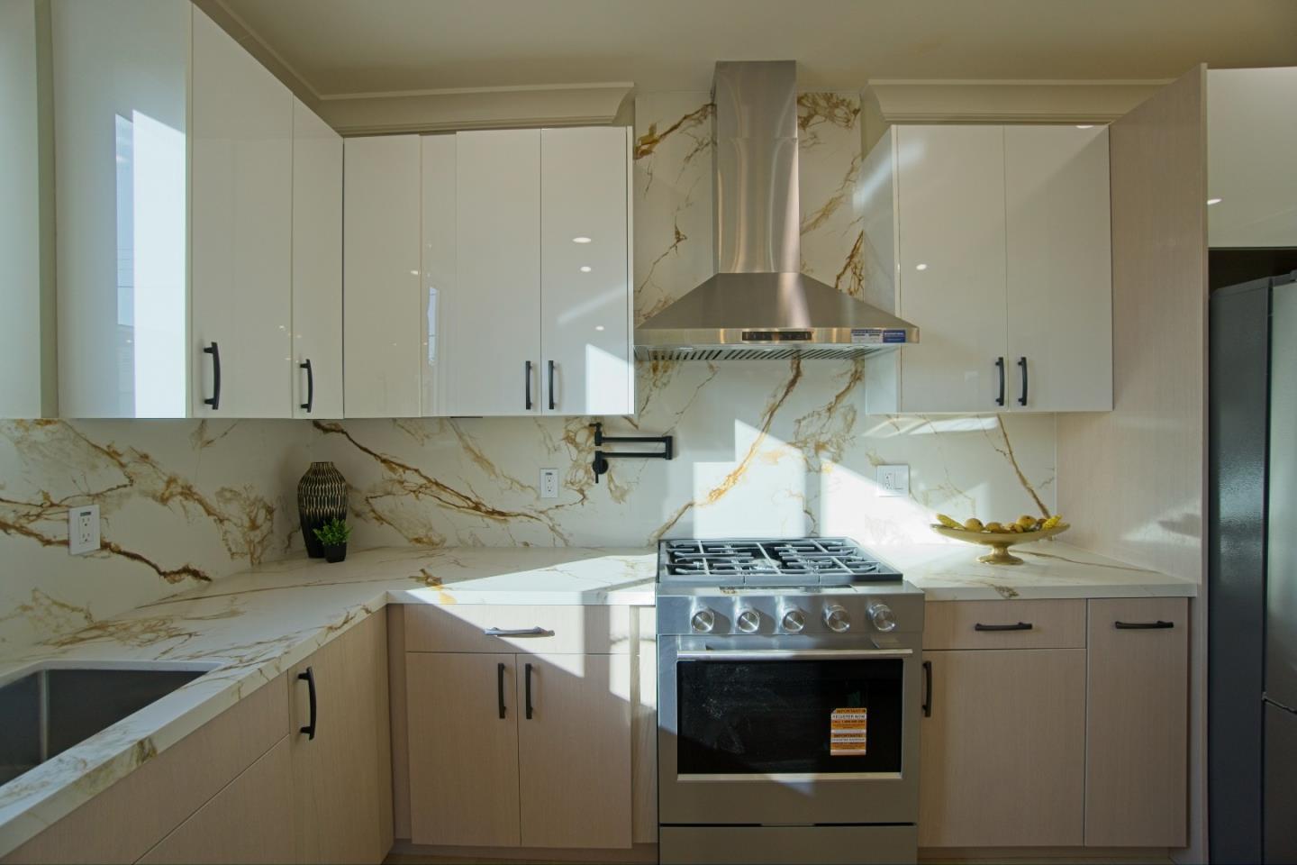 Detail Gallery Image 23 of 43 For 2475 Moraine Dr, Santa Clara,  CA 95051 - 4 Beds | 3 Baths