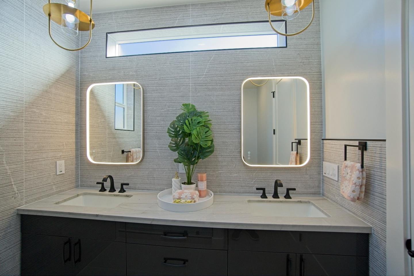 Detail Gallery Image 38 of 43 For 2475 Moraine Dr, Santa Clara,  CA 95051 - 4 Beds | 3 Baths