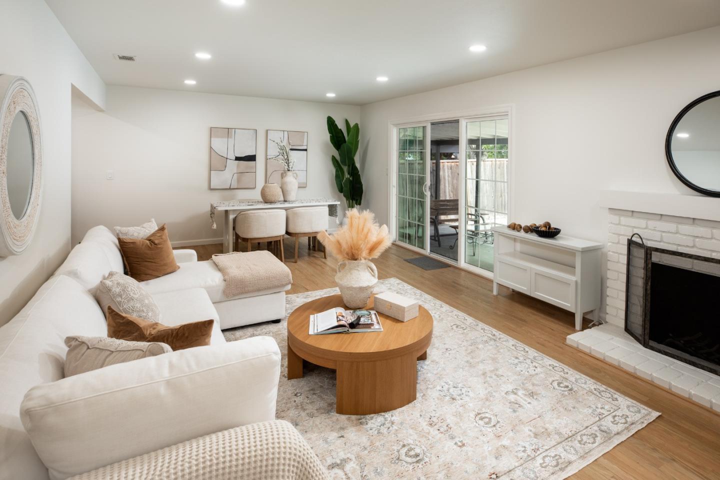 Detail Gallery Image 13 of 31 For 3804 Yerba Buena Ave, San Jose,  CA 95121 - 3 Beds | 2 Baths